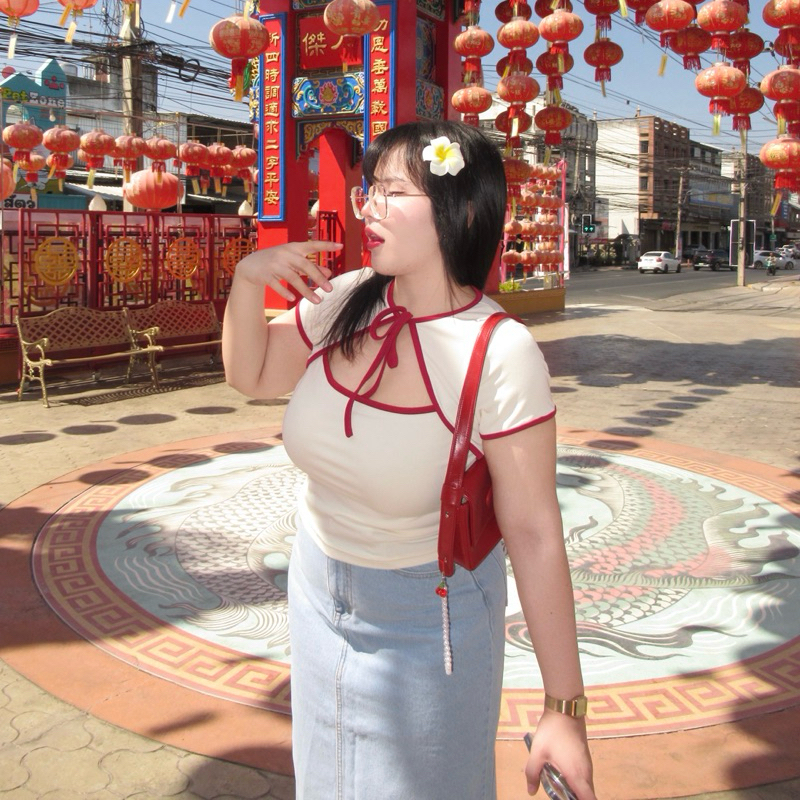 ThiThi Shirt 婷婷 (เสื้อยืดถิงถิง) เสื้อตรุษจีน🥢🥡🥟 สาวอวบอ้วน | Geebeety - รูปที่ 2