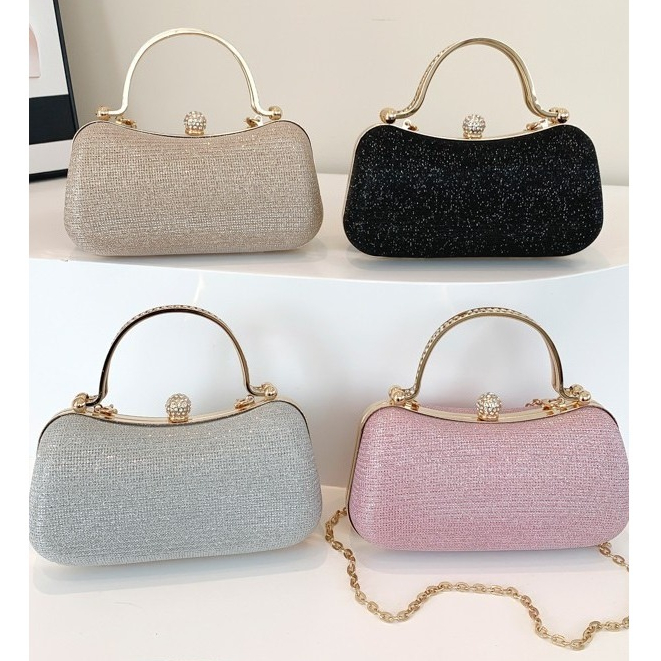 กระเป๋าแฟชั่น กระเป๋าสะพายข้าง กระเป๋า แต่งสายโซ่คล้อง ฮิตมากตอนนี้ 5สี