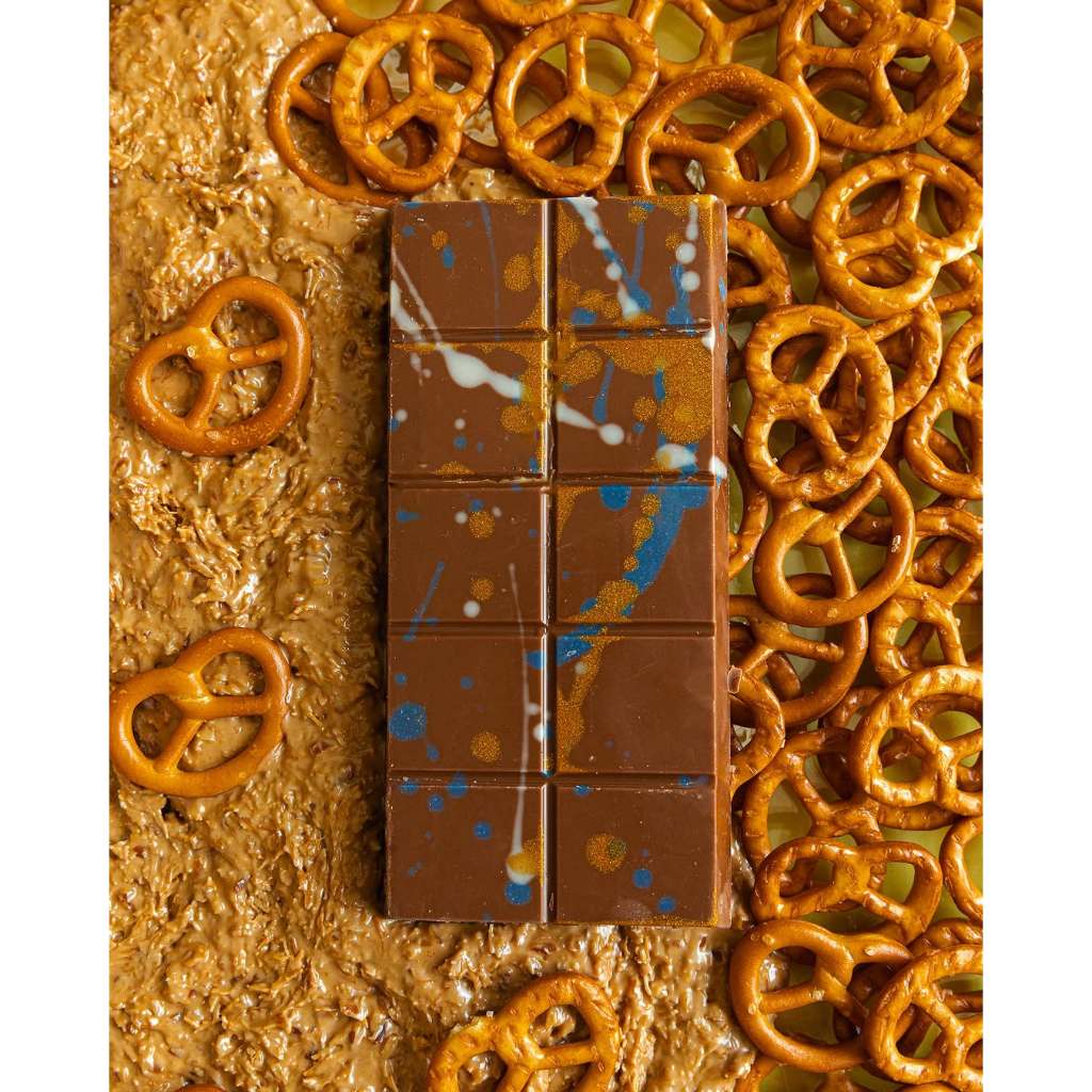 ขนมเค้กช็อกโกแลต Pretzel Crunchy Knafeh Fix ขนาด 200 กรัม Fix Dessert Chocolate Dubai