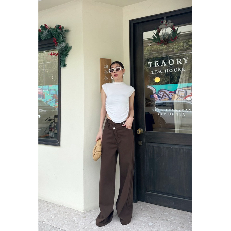 9999  New Arrival  NEW BAGGY JEANS (SMLXLXXL 690฿ ) รุ่นใหม่ล่าสุด!! เป็นทรงแบคกี้รุ่นกระดุมเฉียงที่จริงใจ!! studiox2