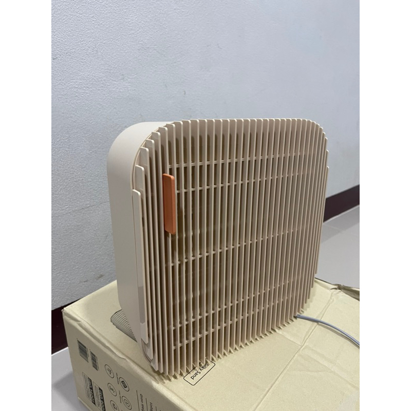 พัดลมตั้งโต๊ะHarariขนาดเหมาะกับโต๊ทำงาน