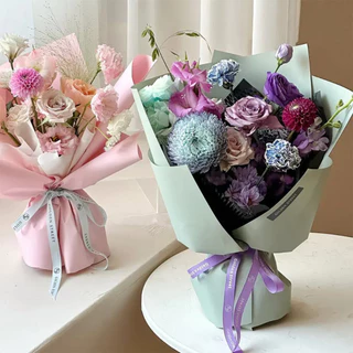 กระดาษห่อช่อดอกไม้ แพ็คละ 20แผ่น สีเดียว และ สองสี วัสดุกันน้ำ สไตล์เกาหลี กระดาษจัดช่อดอก การห่อช่อดอกไม้ 56x56 ซม.