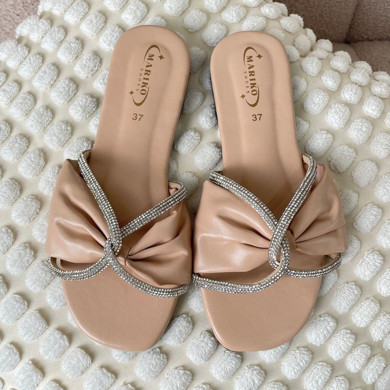 *ขายดี* Sharisa Shoes รุ่น EDEN (004) รองเท้าแตะหน้าโบว์แต่งเพชร พื้นนิ่ม เก็บหน้าเท้าได้ดี (แนะนำบวกเพิ่ม 1 ไซส์) ส่งไว