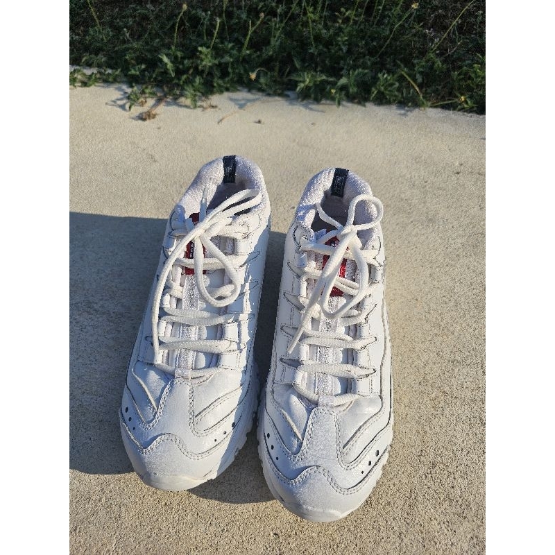 Sketchers  sneakers รองเท้าผ้าใบ