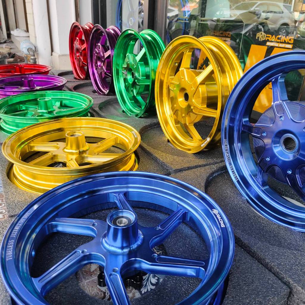 ล้อแม็ก Giorno ล้อCNC Racing ขอบ12/12 ตรงรุ่น มี 6 สี แถมฟรี จุ๊บลมเลส + บูชล้อพร้อมลูกปืนในแกนล้อหน้า Giorno Giorno125