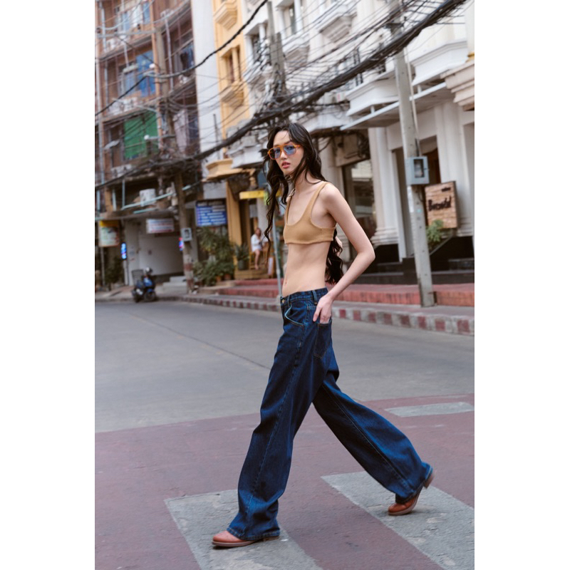 Merlot Urban - The Chenin Baggy Jeans กางเกงยีนส์ทรงหลวม ใส่ได้ทั้งเอวกลาง - ต่ำ ช่วยพรางหุ่นได้ดี