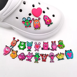 ชุดเซ็ตตัวติดรองเท้า (รวม) สุดคุ้ม ลายการ์ตูนน่ารัก PVC DIY สนุก สำหรับตกแต่งรองเท้า