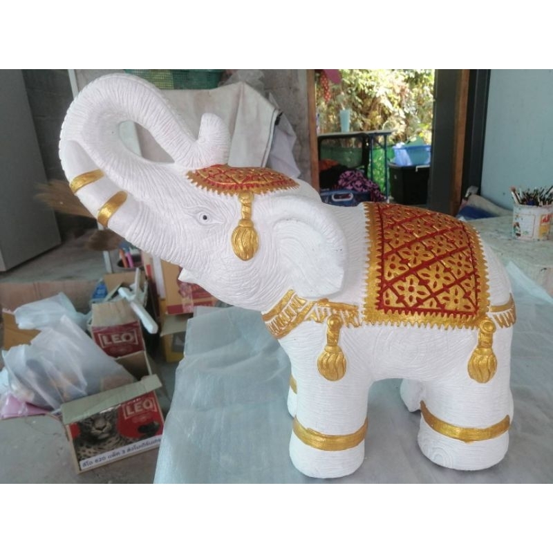 ช้างปูนปั้นทรงเครื่องมงคลชัยแก้บน สูง40ซม.1ตัว