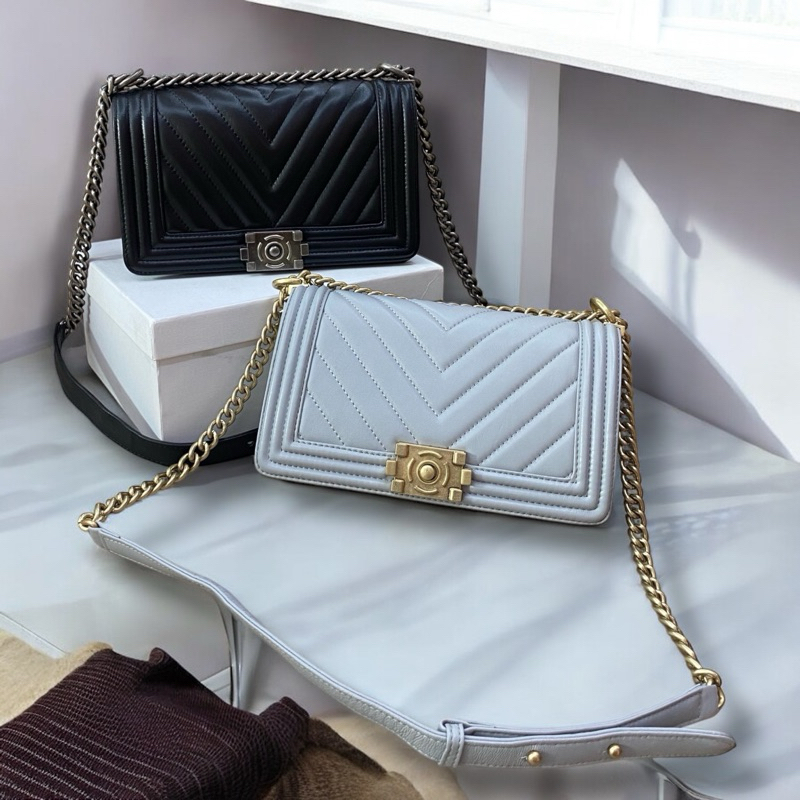 CC boy 10นิ้ว กระเป๋าหนังแกะ แบรนด์Lovera