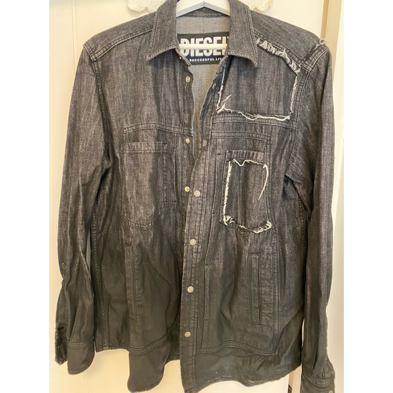 เสื้อ diesel  แท้ 100%                             ยังไม่ผ่านการใช้งาน
