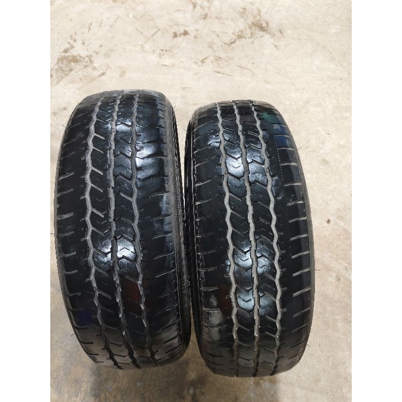 ยางบรรทุกเปอร์เซ็นต์Michelin XCD225 75 ขอบ15 ยางผลิตปี24