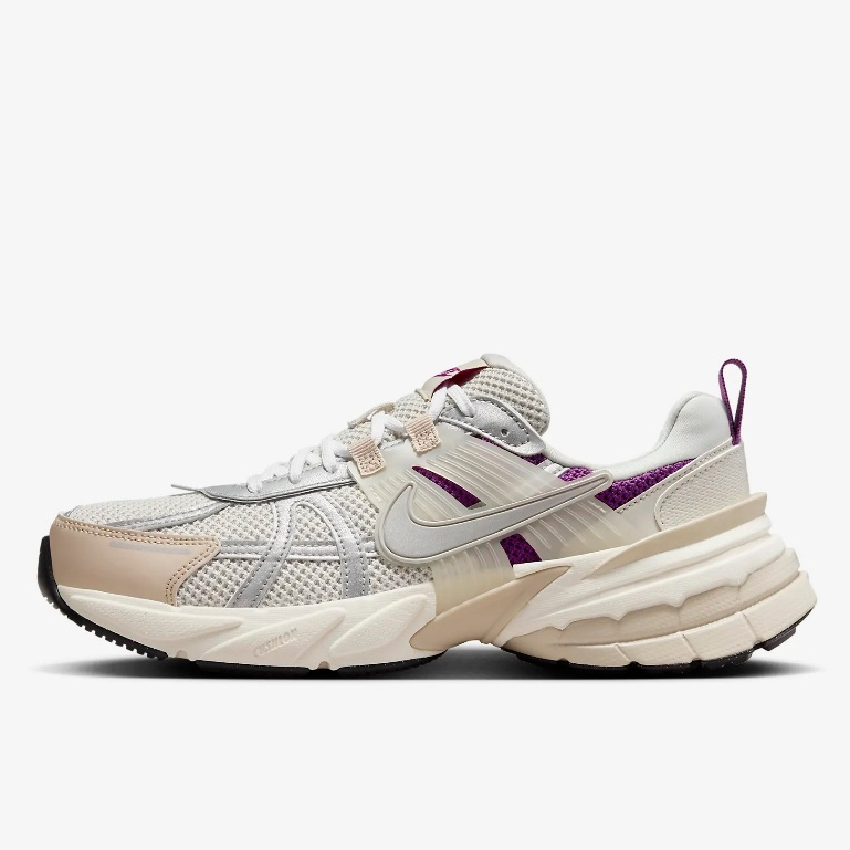 รองเท้าผู้หญิง Nike V2K Run ของแท้ 100%