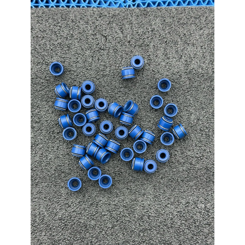 ซีลก้านวาล์วใส่ฝาสูบ4วาล์วใส่ฝาสูบ4วาวmio/4V-110i/4V-125/4V-เวฟ100/4V ราคาต่อ1ชุดใน1ชุดมีซีล4ตัว