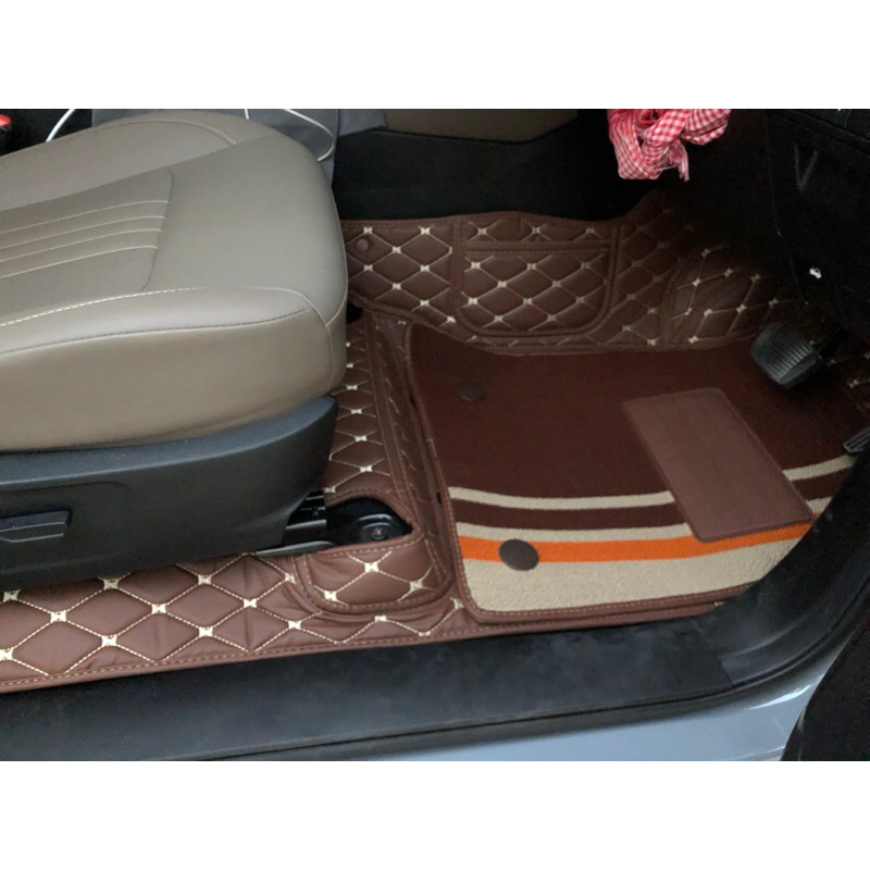 (ฟรี!!4รายการ ) MU-Xปี2021-2025(ฟรี!!หมอน+เบลท์+รองเเขน+แผ่นกันเต๊ะ)