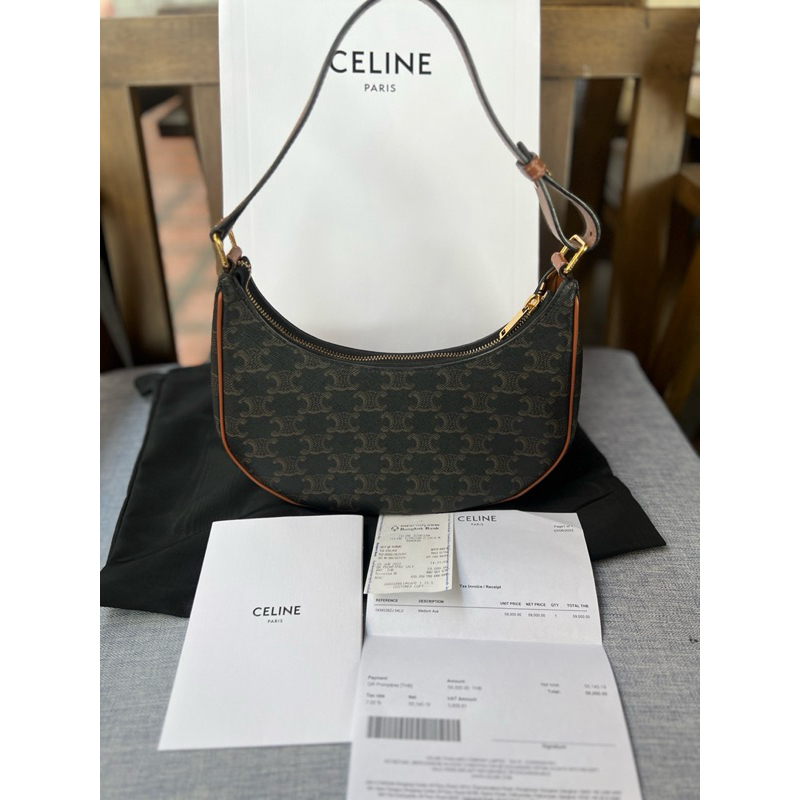 Celine  Medium  Ava  bag Used like new Y.22