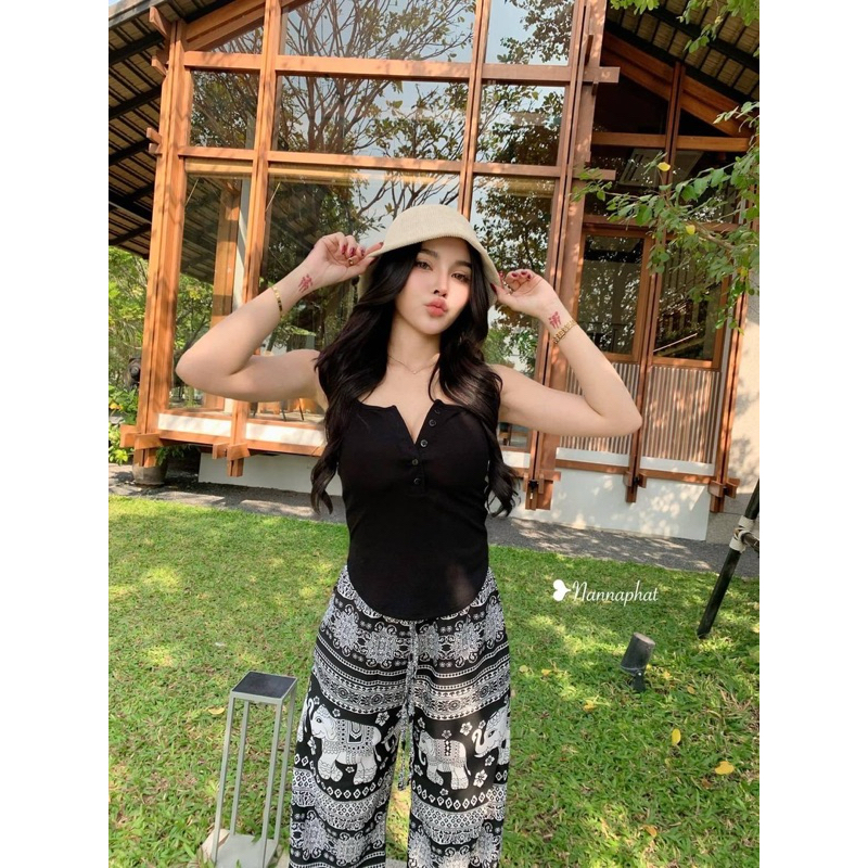 #Nannaphat งาน 𝐒𝐄𝐓 𝟐 ชิ้น ที่ลงตัวที่สุด และคลูสุดๆ ◟ ⩊˚ เสื้อสายเดี่ยวทรงสวย