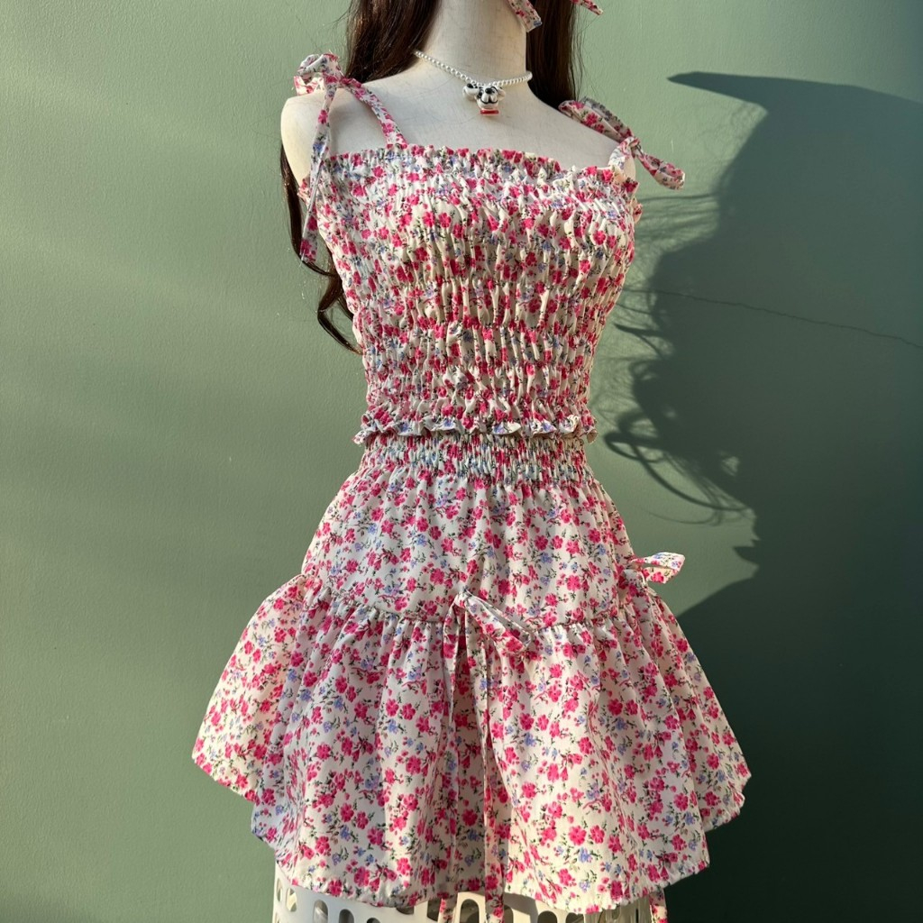 กระโปรงลายดอกไม้ แต่งโบว์น่ารักๆ มีซับด้านใน