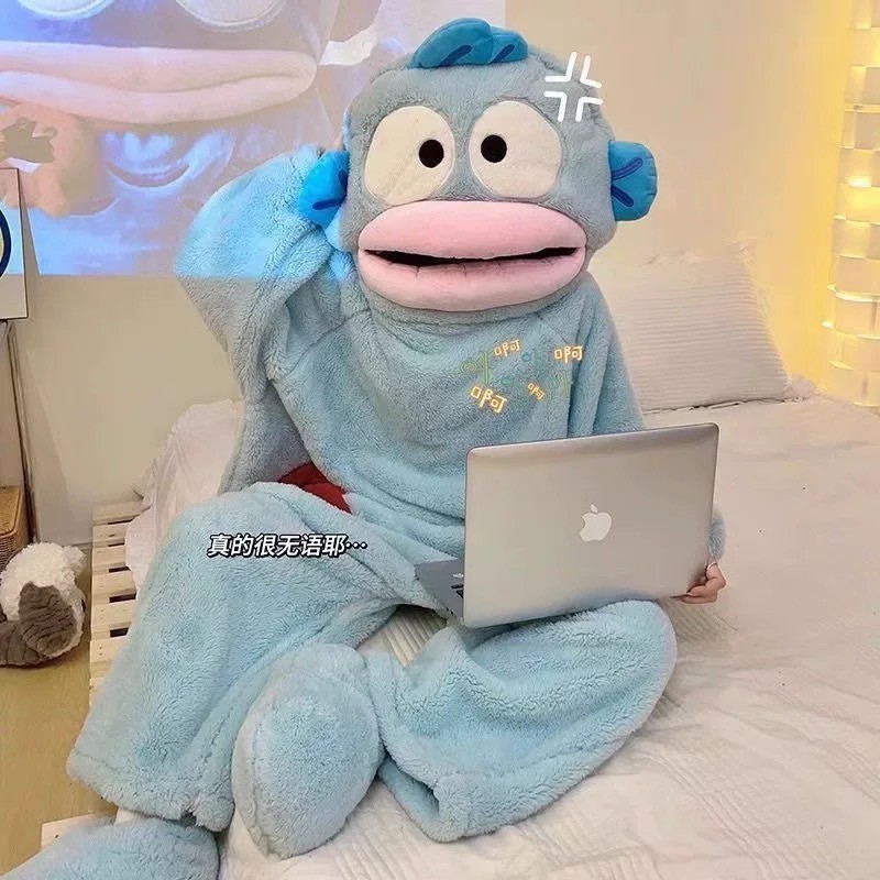 พร้อมส่ง🐟ชุดนอนฮังกิวด้ง Hangyodon pajamas ชุดคอสเพลย์ ชุดมาสคอต ชุดนอน ชุดแฟนซี ชุดปาร์ตี้ Sanrio ชุดคอสเพลย์ 19032