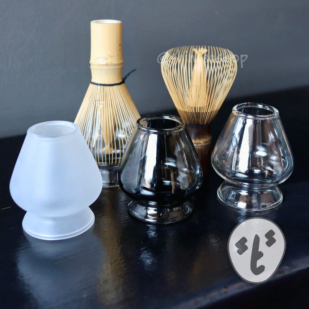 (โปรเทศกาล) แท่นแก้ววางแปรงมัทฉะ ที่วางแปรงชงชา Glass Chasen Whisk Holder