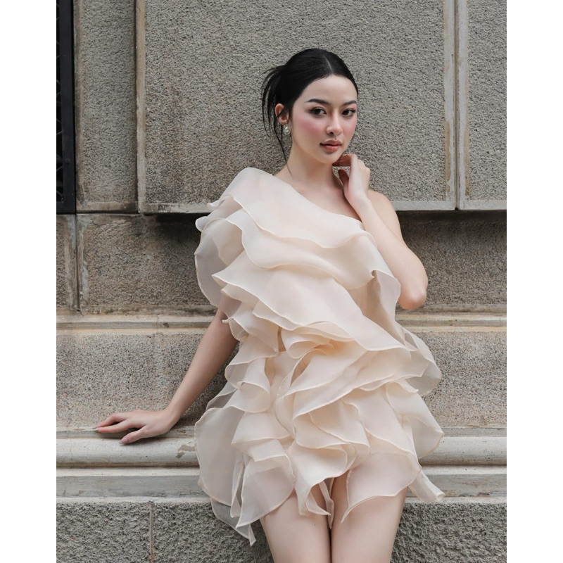 ZOE RUFFLE mini dress -จากแบรนด์ LANCHY ชุดเวียดนามแท้พร้อมส่ง ไม่ต้องรอพรีออเดอร์