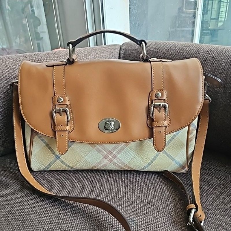 กระเป๋าหนัง Teenie weenie