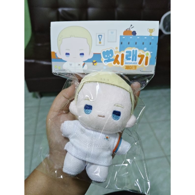 [พร้อมส่ง] ตุ๊กตานักกีฬาlezhin