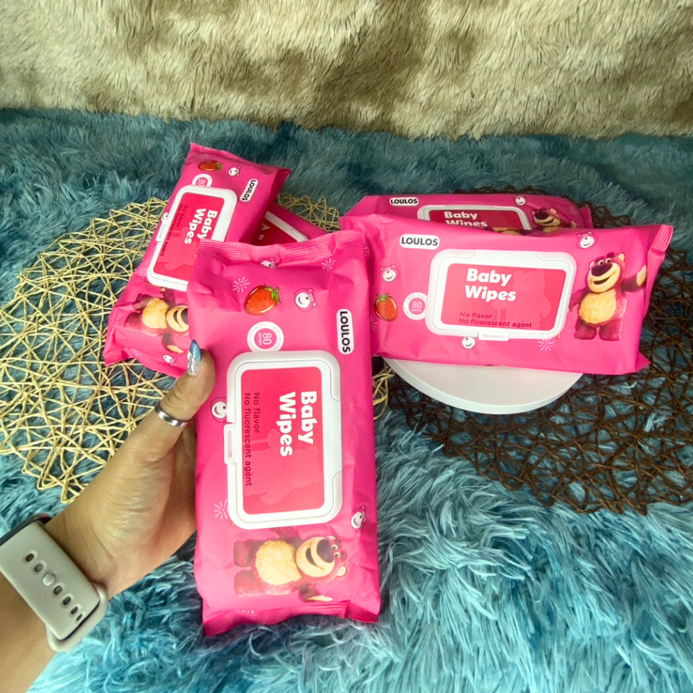 (1ชิ้น) กระดาษทิชชู่เปียกห่อใหญ่ ห่อละ 80 แผ่น สูตรอ่อนโยน นุ่มสบาย ไม่ระคายเคืองต่อผิว /2116