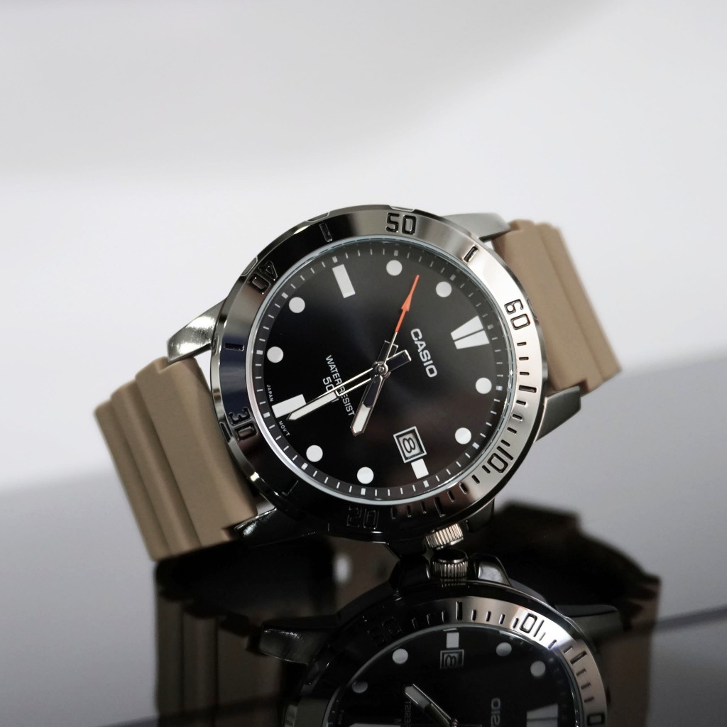 Casio Standard นาฬิกาข้อมือผู้ชาย รุ่น MTP-VD01,MTP-VD01-1E,MTP-VD01-2E,MTP-VD01-3E,MTP-VD01-5E