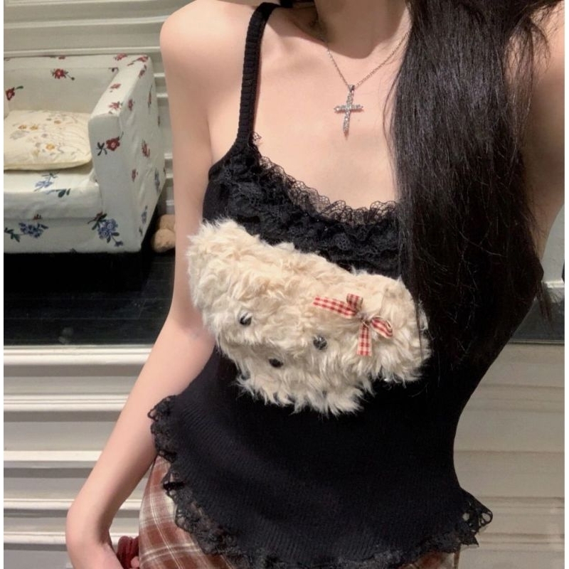 diary​​(bratop790)​ เสื้อสายเดี่ยวสุดน่ารักติดลูกหมาน่ารักขนนิ่มกลางอก เสื้อรัดรูป สีพื้น ตัดขอบลายลูกไม้ ราคา ถูกที่สุด ดีลบีเคเค แกลเลอรีภาพที่ 5