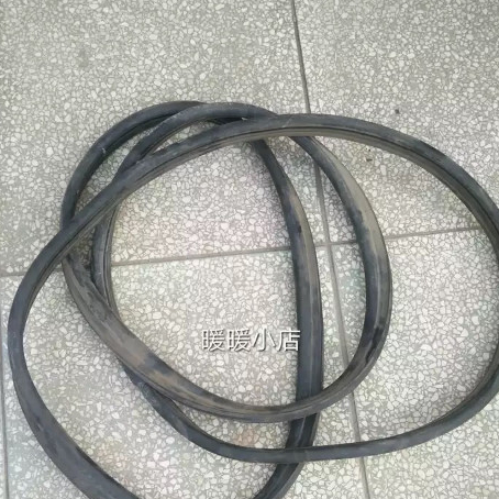 ชิ้นส่วนรถแทรกเตอร์ John Deere Deere 804 904 1204 ซีลกระจกประตูซ้าย