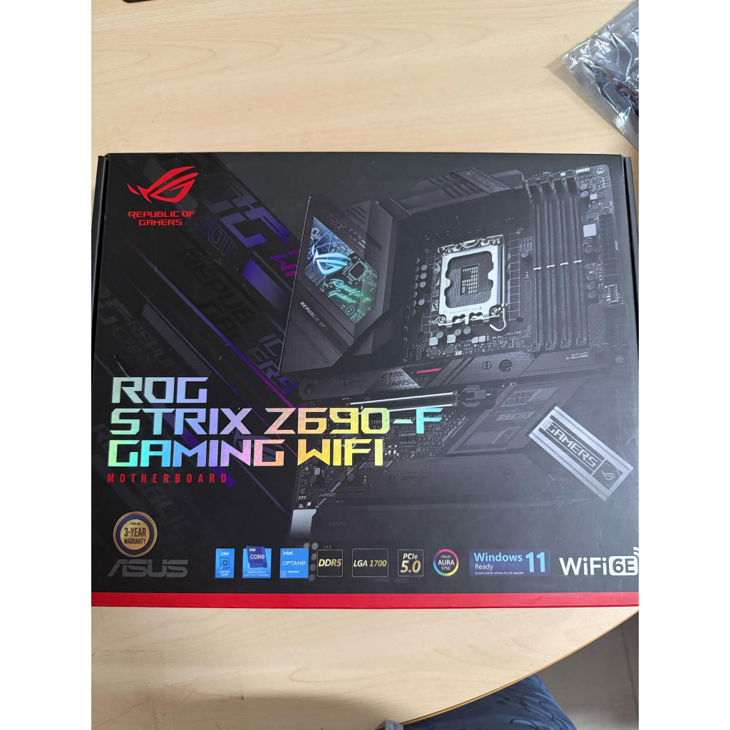 ASUS ROG STRIX Z690-F GAMING WIFI มือสอง