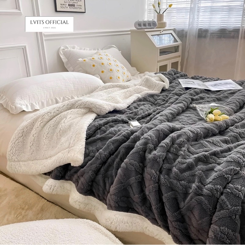 🔥SALEถูกสุด🔥ผ้าห่มขนแกะ100%🐑ขนาด8ฟุต รุ่นหนานุ่ม(230x200cm.ผืนใหญ่มาก) ขนแน่นหนา ห่มได้สองด้าน รุ่นเกรดพรีเมี่ยมA+