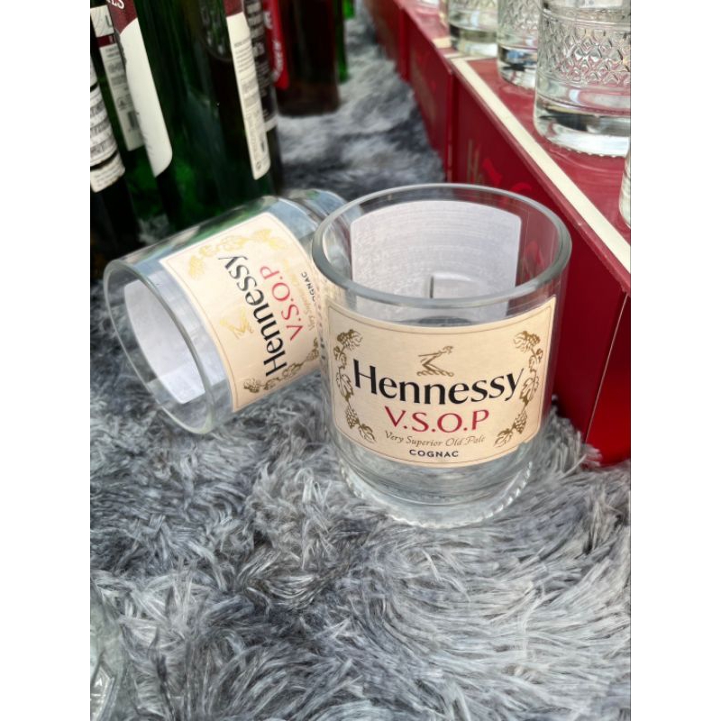 แก้วHennessy VSOP แก้วตัดจากขวด แก้วสวย แก้วติดสติกเกอร์กันน้ำ แก้วตั้งโชว์