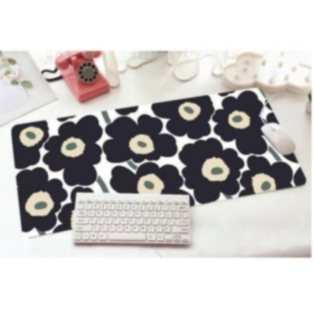 MERIMEKKO BW แผ่นรอง คีย์บอร์ด รองคีย์บอร์ด keyboard ลาย MERIMEKKO BW ดอกไม้ ขาวดำ ขนาด 30 x 70 cm แ