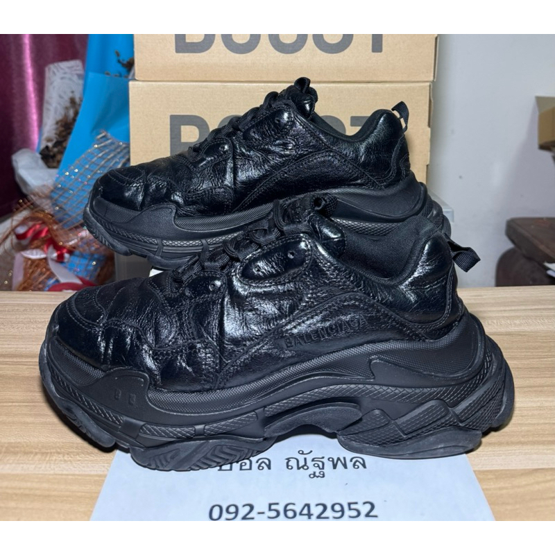 Balenciaga 41/27.0 Triple S Black