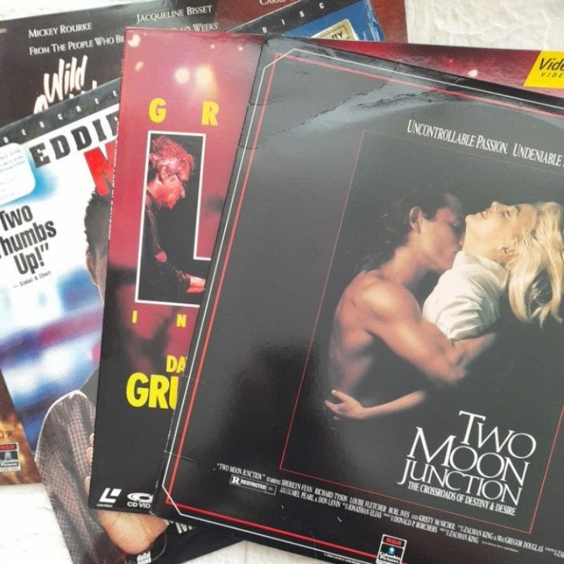 แผ่นเลเซอร์ดิส LASER DISC