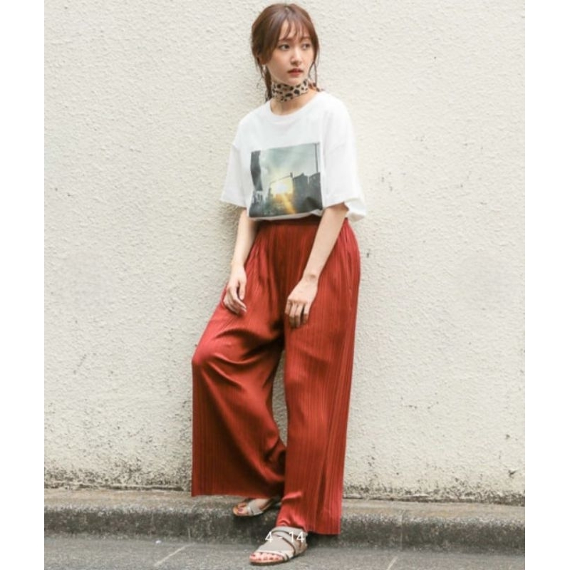 Studio clip กางเกงพลีท