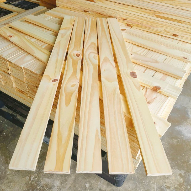 ไม้สนมือ1 พร้อมไสเรียบ 4 ด้านขนาด หนา 0.8 เซน กว้าง 7.5 เซน ยาว 120 เซน ราคา 280 บาท/มัด ( 1 มัดมี 4 ท่อน) - รูปที่ 3