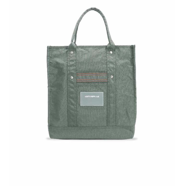 Beyond The Vines Crunch Carryall 02