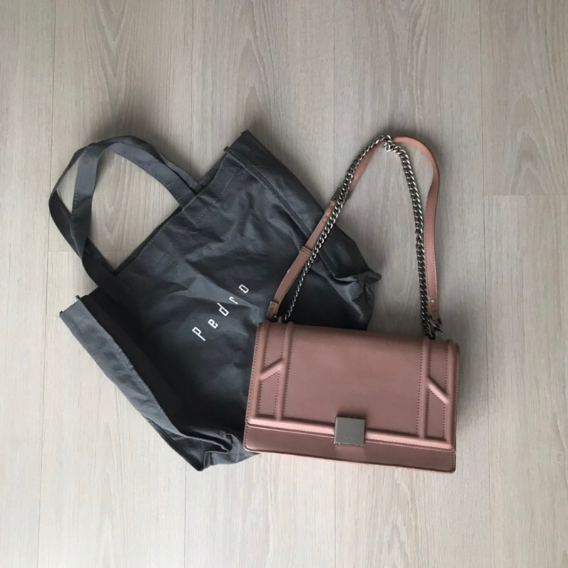 กระเป๋าPedro สีชมพูมือ2 ของแท้🎀🎀🎀🎀