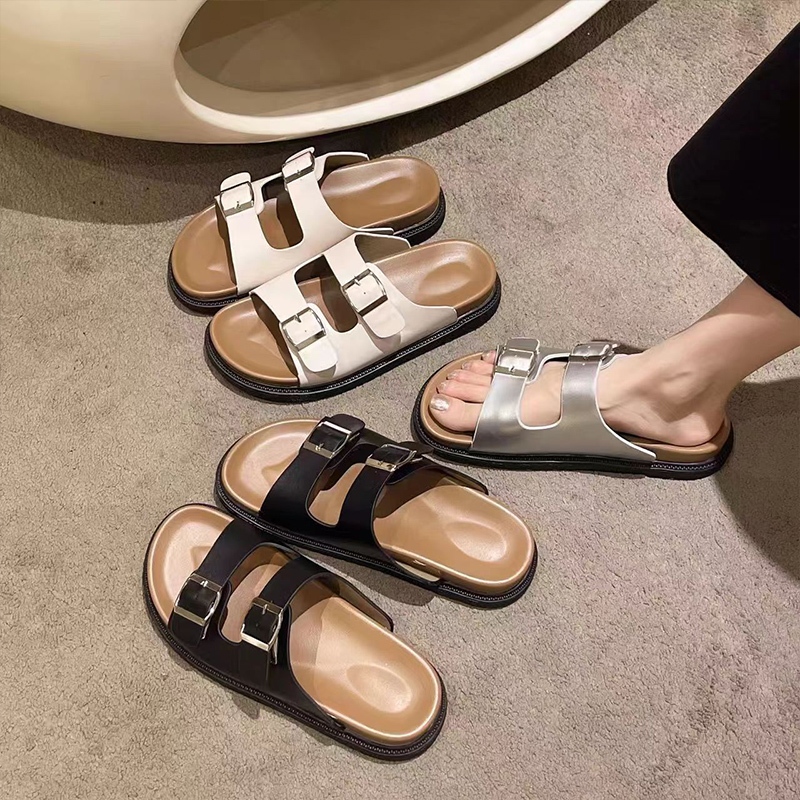 Yeeica  ใหม่มาก รองเท้าแตะแฟชั่น สายคาด 2 สายสุดเท่ สไตล์วินเทจ มีให้เลือกหลายสีคุมโทนแมทช์ได้กับทุกลุค สั่งเลยราคาถูก