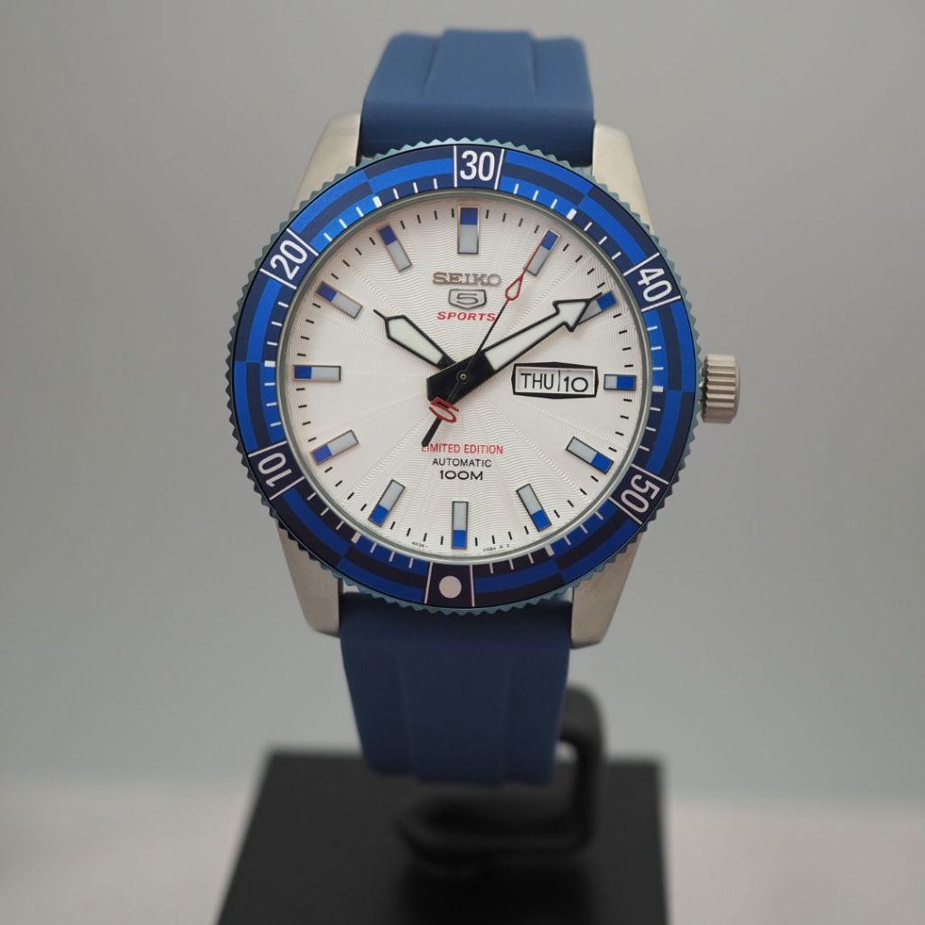 Seiko นาฬิกาผู้ชาย  ( Limited Edition )  Mount Fuji World Heritage   รุ่น SRP781K1  Automatic สายยาง
