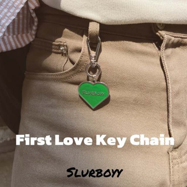 (ส่งด่วน กทม 4 ชม.) SLURBOYY First Love Key Chain พวงกุญแจห้อยหัวใจ (A0011)