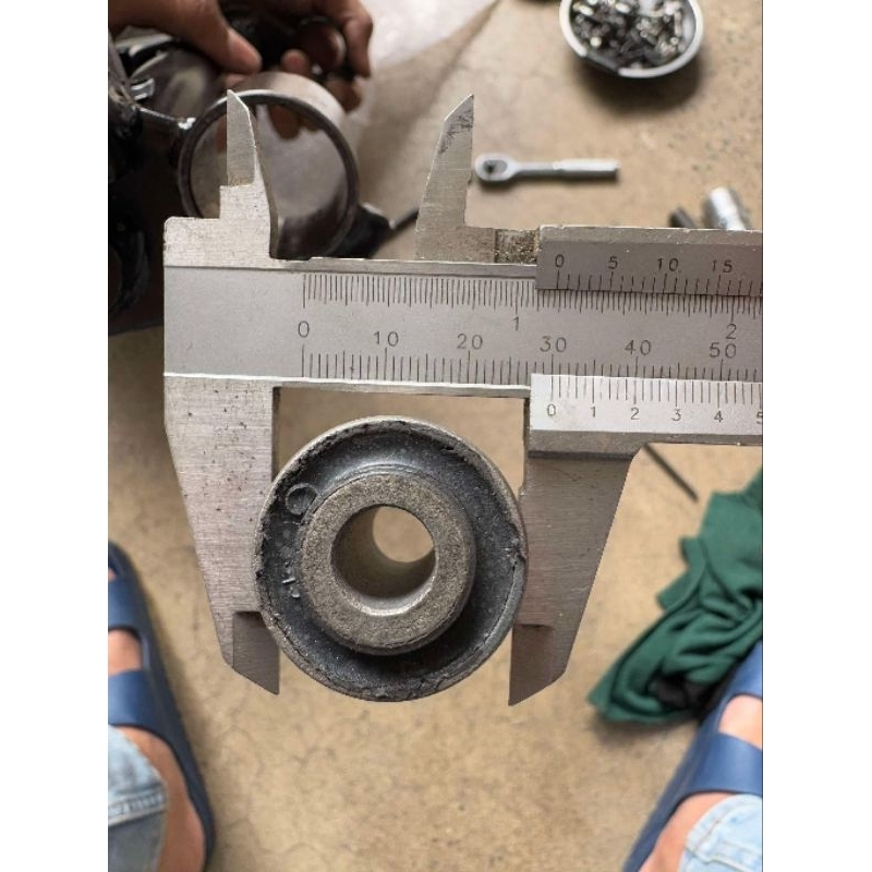 เครื่องมืออัดเข้า ออก บูทแท่นเครื่อง lambretta v200.#lambretta #v200