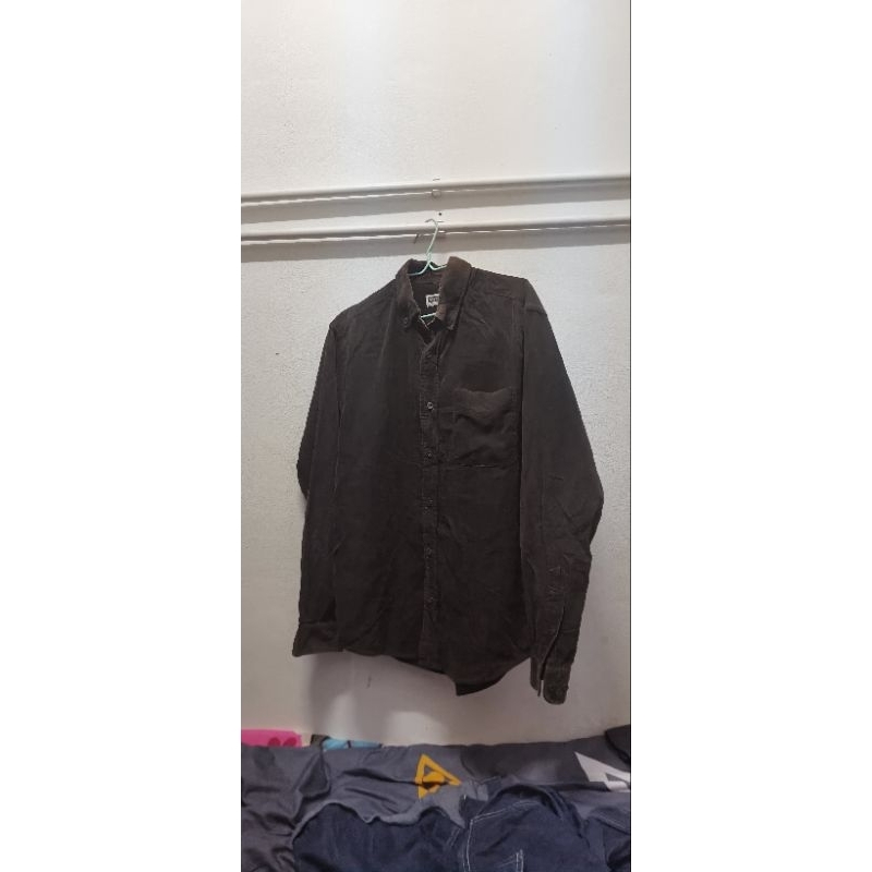 เสื้อเชิ้ต Giordano สีน้ำตาล