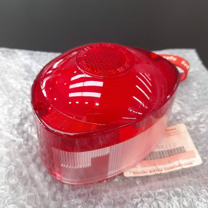 3571206112 ฝาไฟท้าย TS125 TS185  F50  T250T350 A100 แท้ SUZUKI เลนส์ไฟท้าย 35712-06112-000