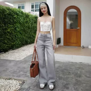 กางเกงยีนส์ขากระบอกใหญ่ อัดยับหน้า-หลัง รุ่น Wake-up Jeans