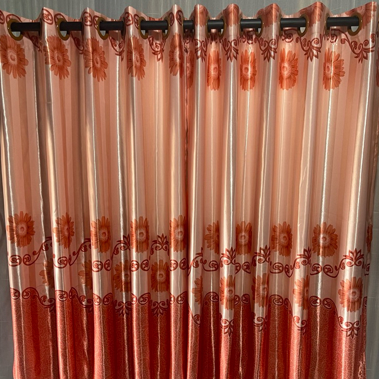 ผ้าม่านสำเร็จรูปลายดอกไม้ สีสดใส เขาไทรัม จากโพลีเอสเตอร์ วัสดุโพลีเอสเตอร์ทนทาน ไม่ารย์ดจางง่าย