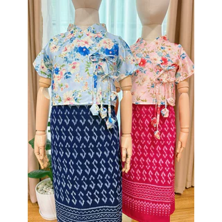 ชุดไทยเด็กเสื้อผ้าใยกัญชงลายดอกไม้+กระโปรงกางเกง