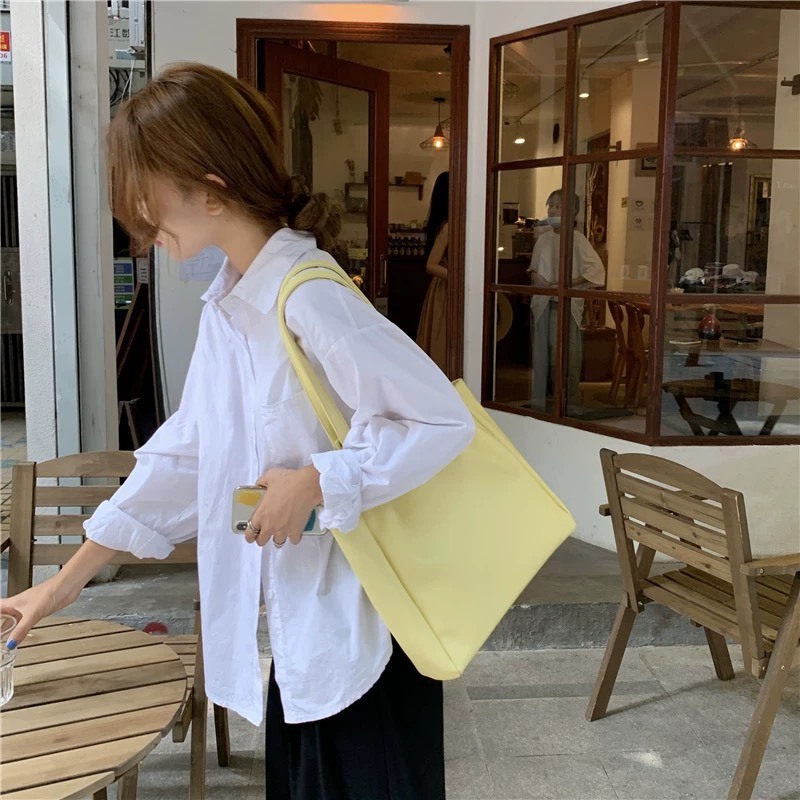 Fashion กระเป๋าสะพายข้าง สไตล์เกาหลี สีสวย ใบใหญ่ เหมาะกับสาวๆชอบเที่ยว มีให้เลือก 3สี พร้อมส่งจากไทย B-952